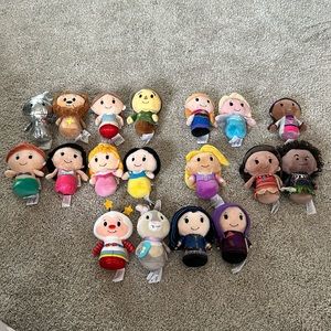 18 Hallmark Itty Bittys, EUC